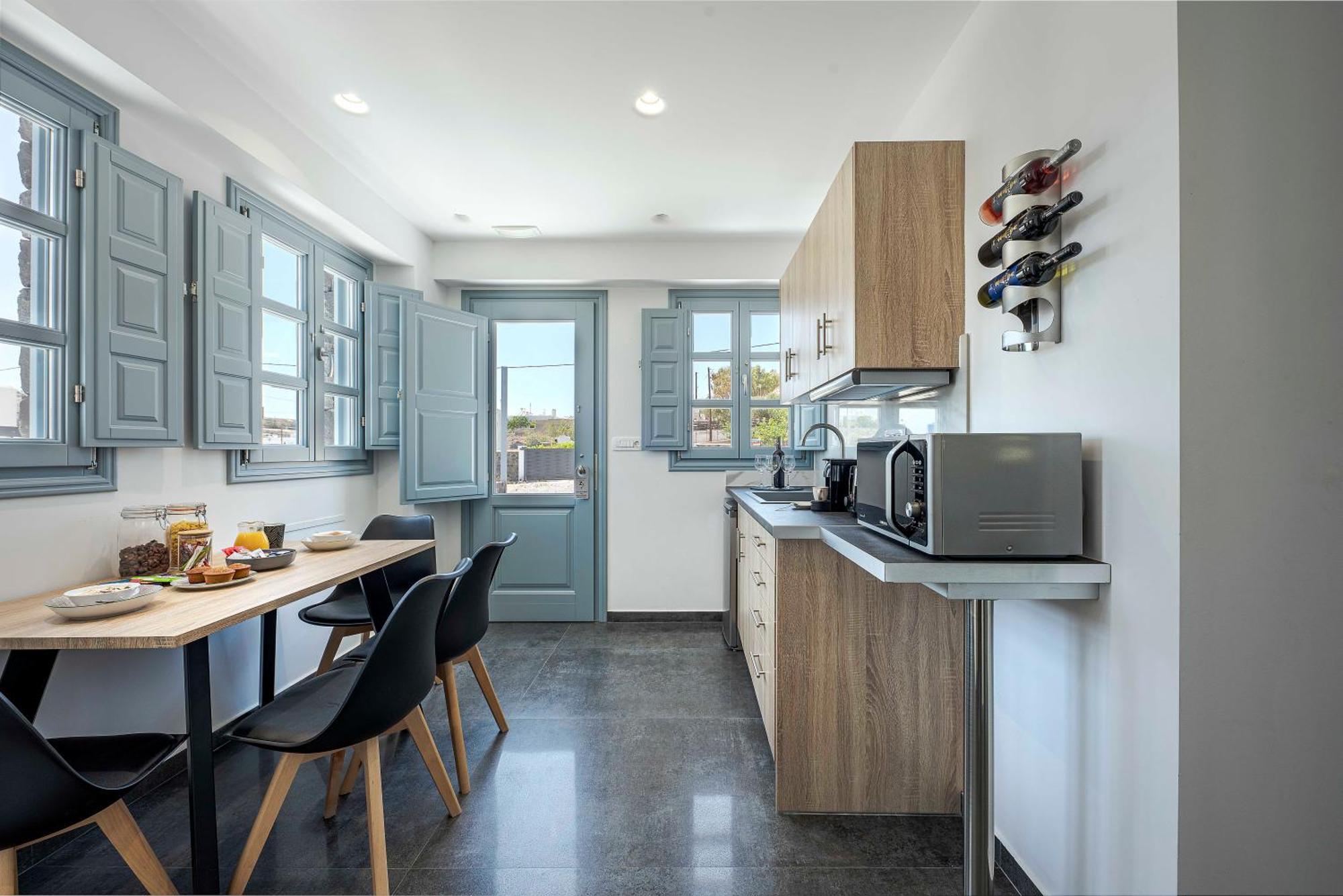 Blackstone Luxury Suites Εμπορειό Δωμάτιο φωτογραφία
